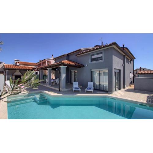 Ferienhaus mit Privatpool für 7 Personen ca 130 qm in Pula, Istrien Istrische Riviera