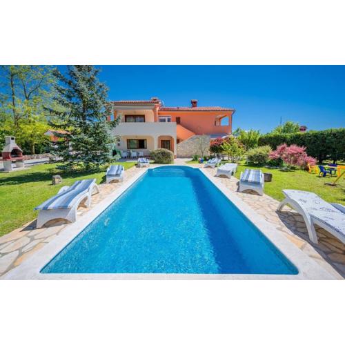 Ferienhaus mit Privatpool für 8 Personen ca 240 qm in Vrecari, Istrien Ostküste von Istrien