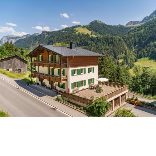 Ferienhaus Türtscher 1