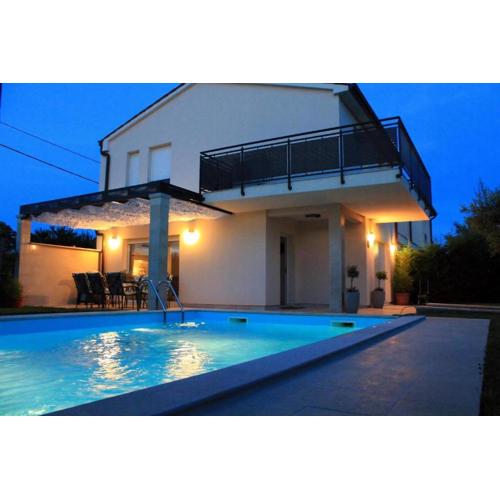 Ferienvilla Divina Mit Privatem Pool