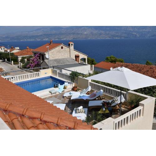 Ferienvilla in ruhiger Lage mit Pool
