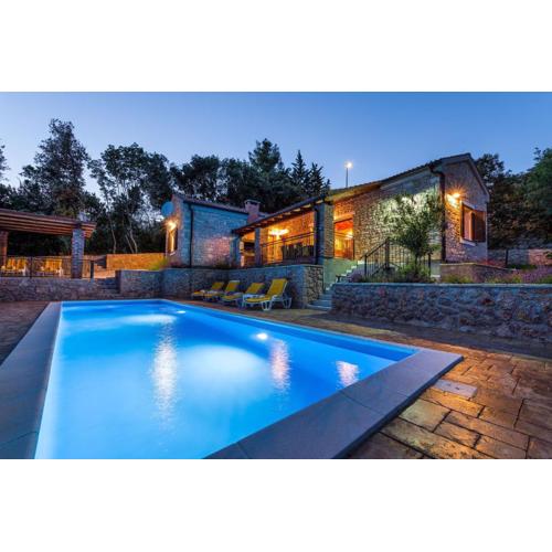 Ferienvilla Roko Mit Pool Und Meerblick