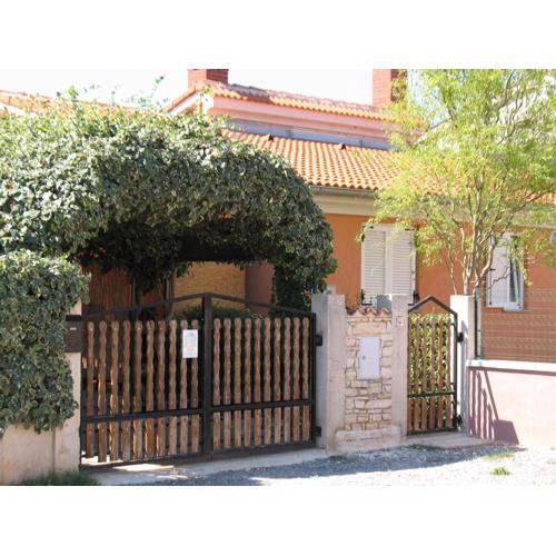 Ferienwohnung Arijana1 Mit Privater Terrasse