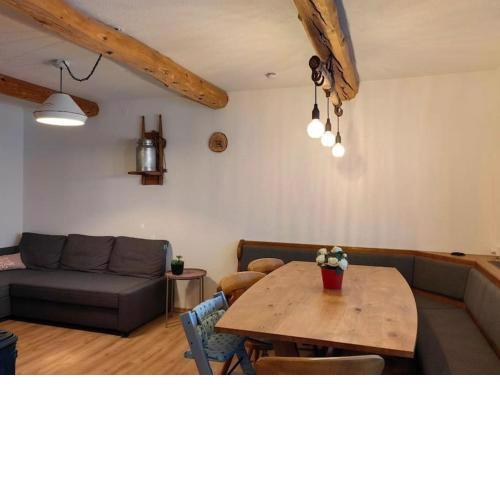 Ferienwohnung Bergpanorama Traumlage auf 1200m inkl Spielzeug