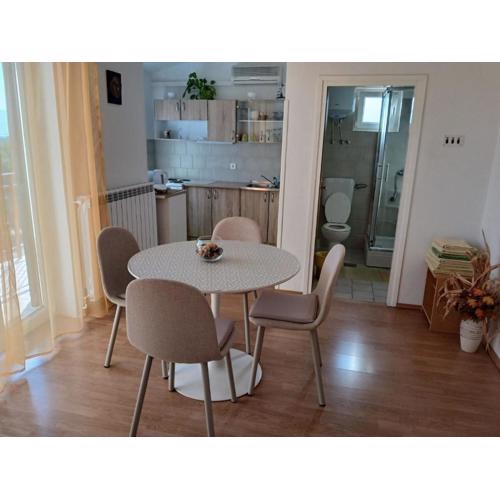Ferienwohnung für 2 Personen ca 40 qm in Njivice, Kvarner Bucht Krk