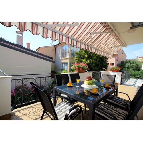 Ferienwohnung Gina Mit Terraße, Grill Und Liegen