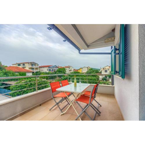 Ferienwohnung in Pirovac mit Terrasse, Klimaanlage, W-LAN (4925-4)