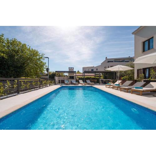 Ferienwohnung Mala 2 Mit Pool Und Whirlpool