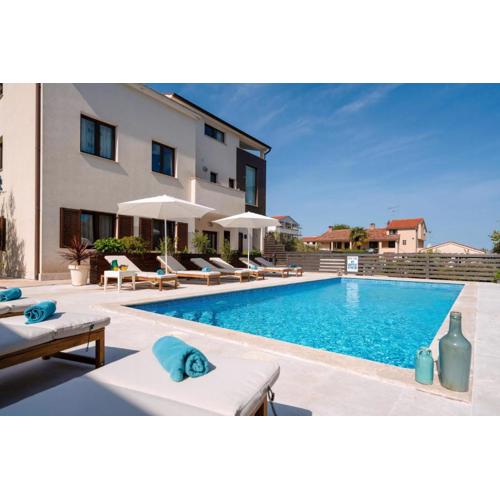 Ferienwohnung Mala 3 Mit Pool Und Whirlpool
