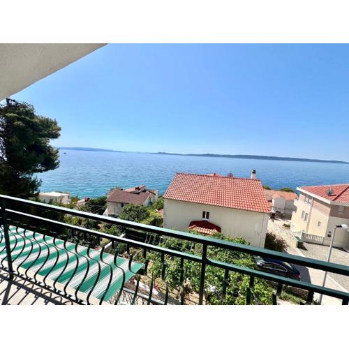 Ferienwohnung Mit Balkon Und Herrlichem Meerblick
