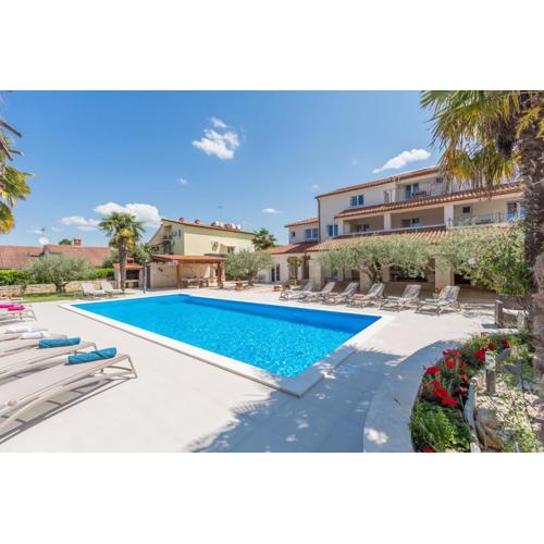 Ferienwohnung Paradiso 1 Mit Pool