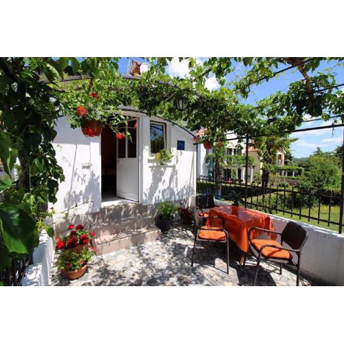 Ferienwohnung Pergola Mit Schöner Terrasse