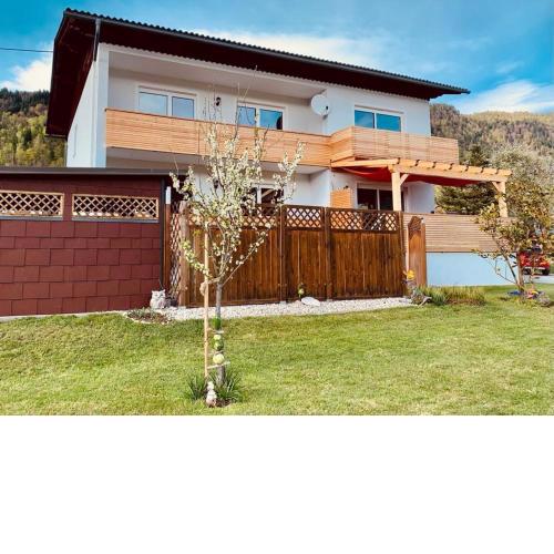 Ferienwohnung Resi mit traumhaftem Seepanorama