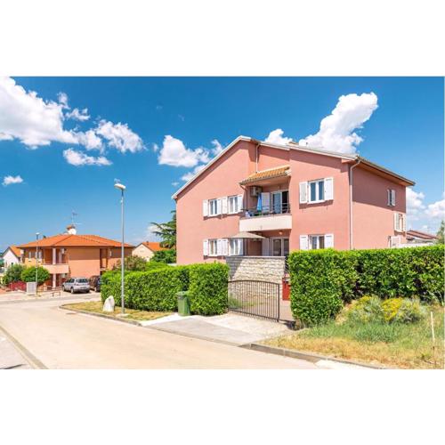 Ferienwohnung Villa Pinta Mit Großem Garten