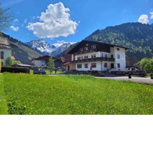 Ferienwohnungen Haus Almrausch