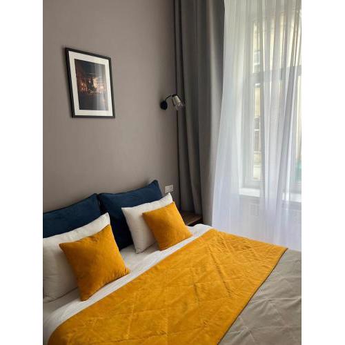 Fiesta Apartment on Franka 2BR-6P