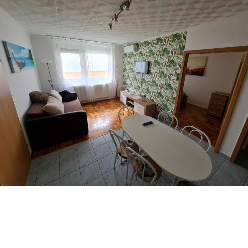 Fischer Apartman 2