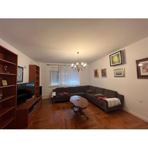 Flat near city center