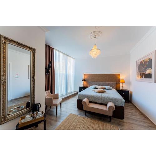 Flex SelfCheckIns - Zagreb - ApartHotel - 8 Units - City Centre - New