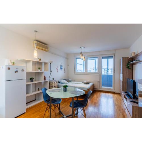 Flex SelfCheckIns 120 - Zagreb - Studio Apartment - Loggia