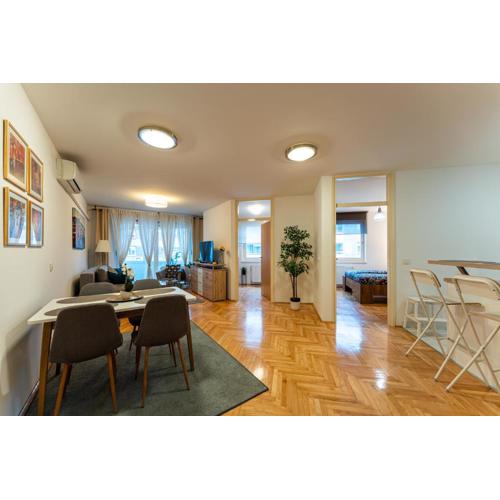 Flex SelfCheckIns 121 - Zagreb - Garage - Loggia - 2 Bedrooms