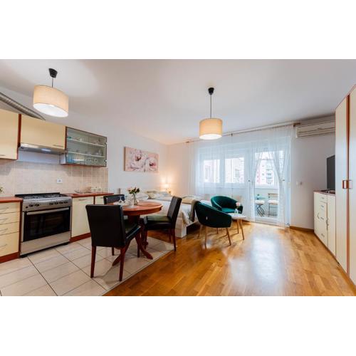 Flex SelfCheckIns 141 - Zagreb - Studio Apartment - Loggia