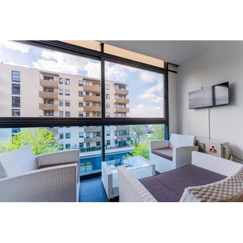 Flex SelfCheckIns 147 - Zagreb - Bedroom - Garage - Loggia