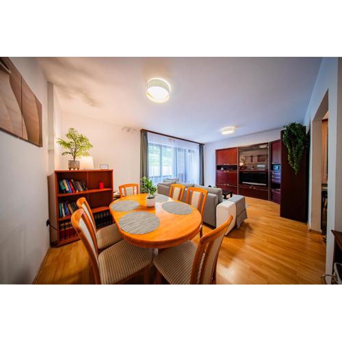 Flex SelfCheckIns 158 - Zagreb - 2 Bedrooms - Parking - Terrace