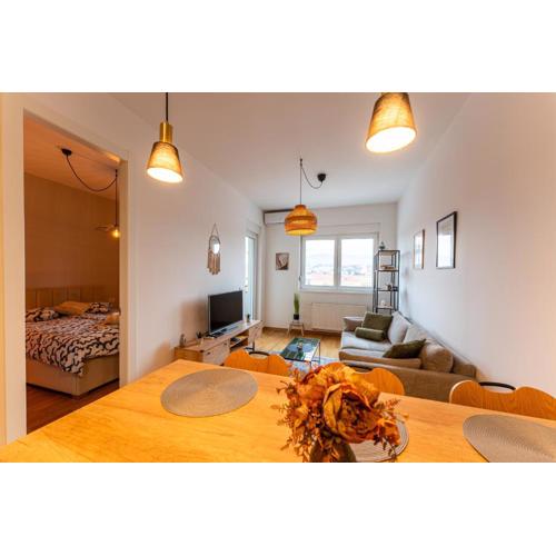 Flexible SelfCheckIns 129 - Zagreb - Garage - Loggia