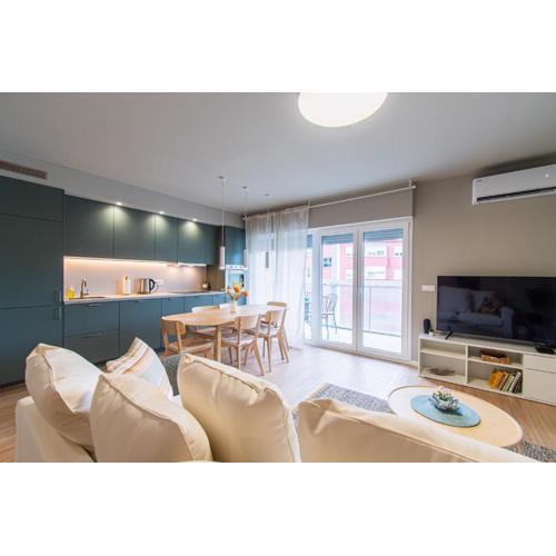 Flexible SelfCheckIns 58, 59 & 60 - Zagreb - Loggia - New - Luxury