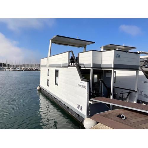 Floating House - LUXURY Floating Sea OASIS Pula