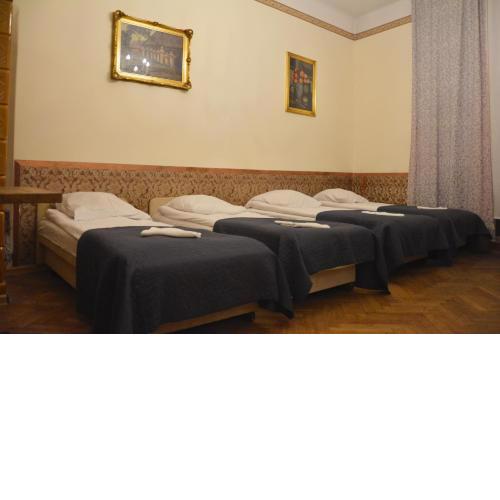 Florian Apartment 8