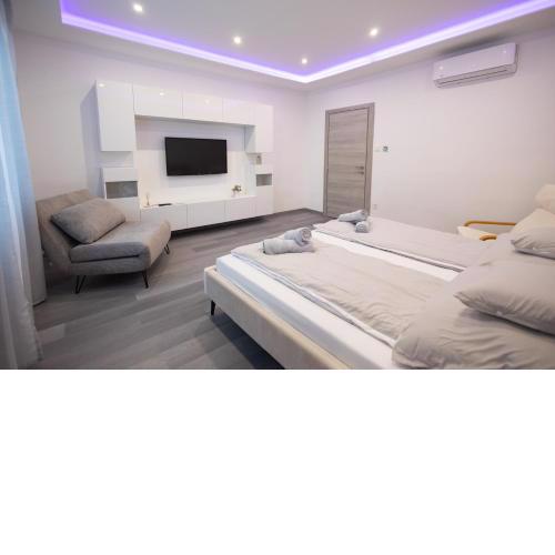 Főnix Apartman