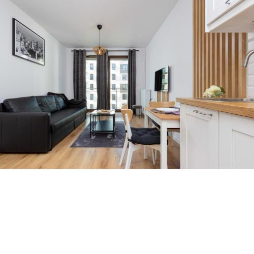 Forum Wola Jana Kazimierza Apartment by Noclegi Renters