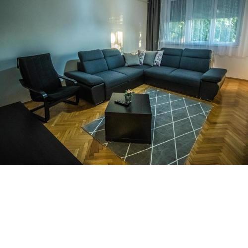 Főtér Apartman
