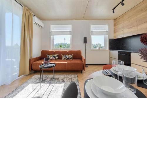Fresh & Stylish Apartments in Poznań with Parking & Balcony by Noclegi Renters