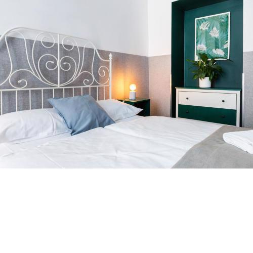 Friendhouse Apartments Starovislna
