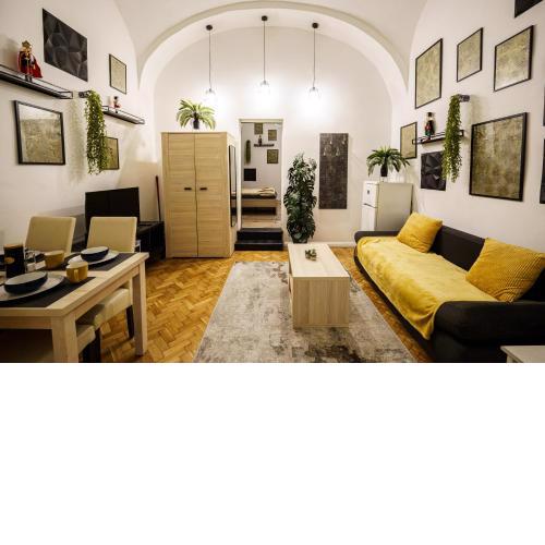 Funky Rabbit Premium Central Apartment
