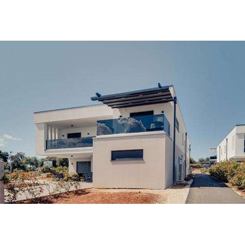 Funtana Villas an der 1 Reihe vom Meer