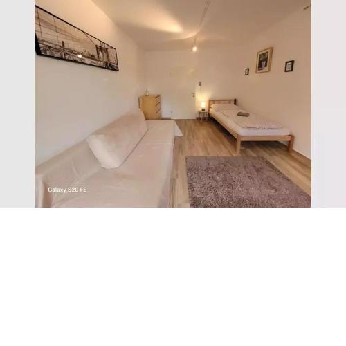 Garten Apartment N74 LINZ PÖSTLINGBERG