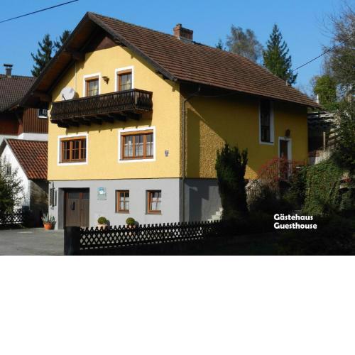 Gästehaus am Weinberg - Schlager