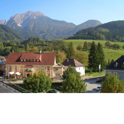 Gästehaus zur Post - Heritage Inn