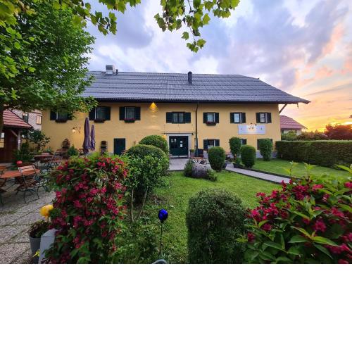Gasthof zur Strass