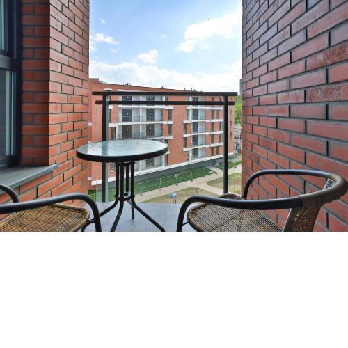 Gdańsk Old Town Wałowa Apartment with Balcony by Noclegi Renters