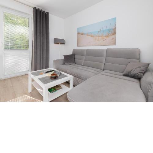 Gdańska Two-bedroom Apartment Brzeźno Beach by Noclegi Renters