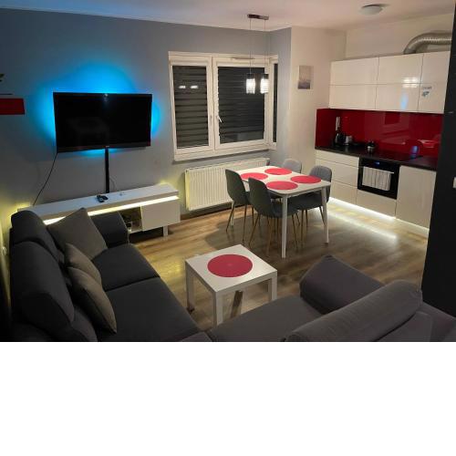 Gdynia Apartament 42 m z miejscem w Garażu z Windą blisko centrum i morza
