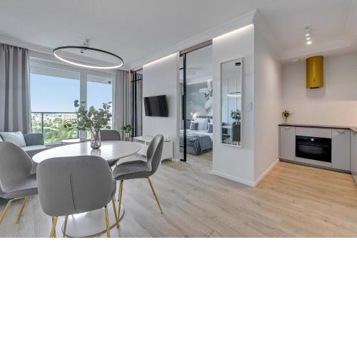 Gdynia Modern Tower & City View by Downtown Apartments