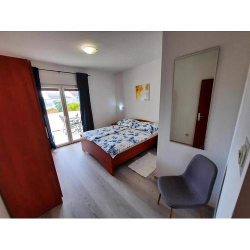 Gemütliche Erdgeschossferienwohnung Mit Balkon