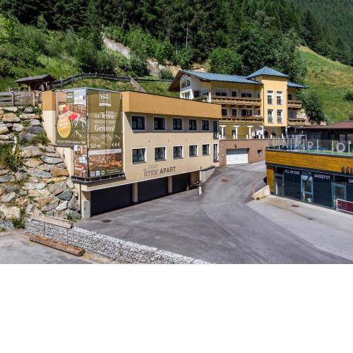 GIGGI Tenne Studios