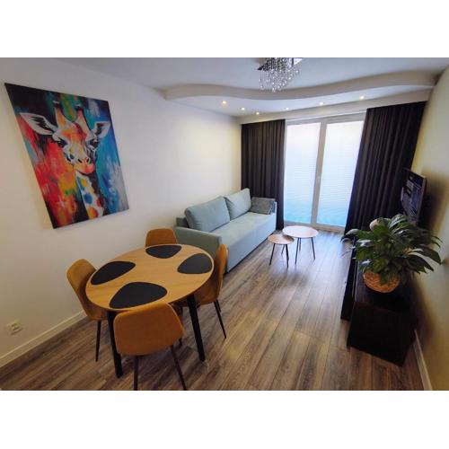 Giraffe Apartment